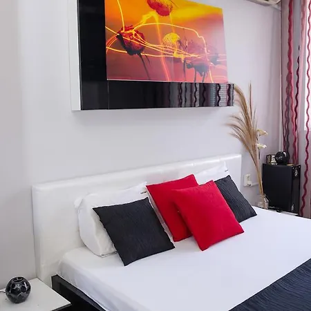 Beautiful 1bd Near The Centre Of